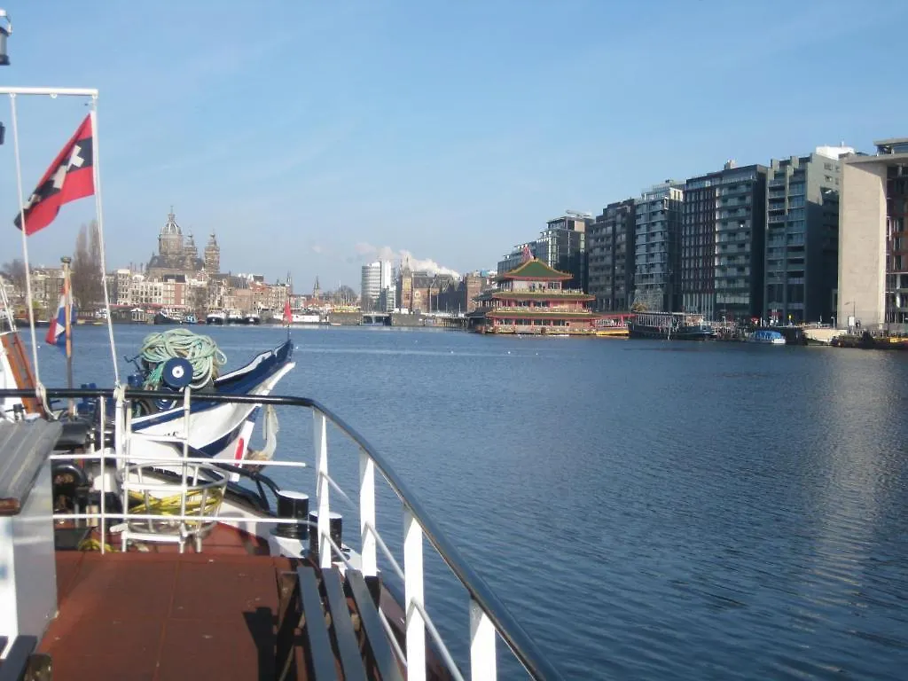 Passengership Avanti Amesterdão Botel