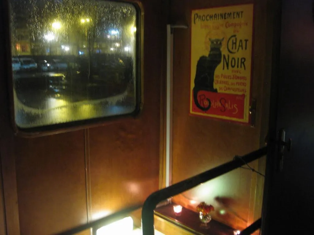 Botel Passengership Avanti Amsterdam