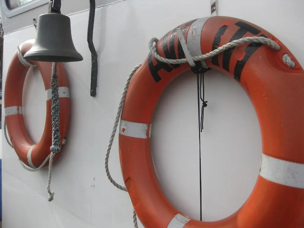 Botel Passengership Avanti Amsterdam
